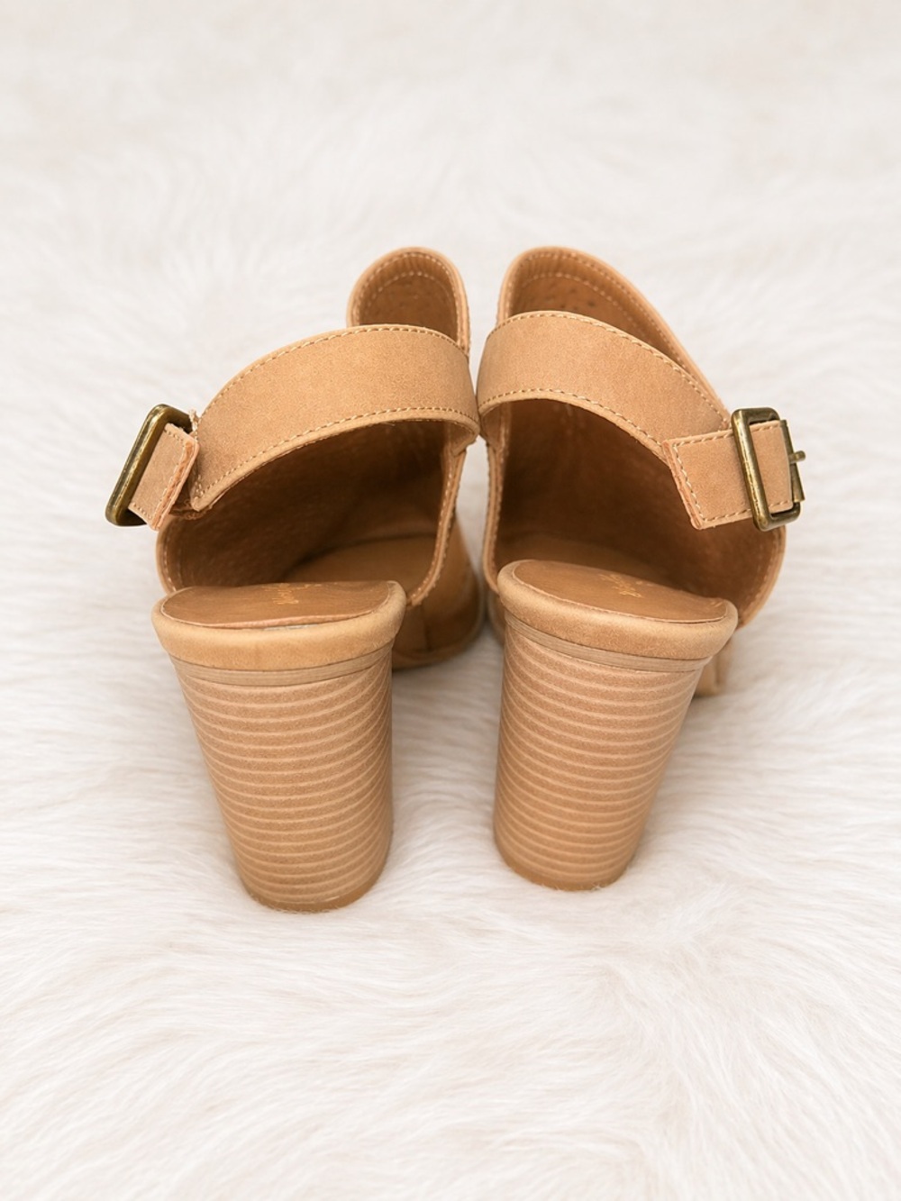 Universal Thread Tan Cutout Peep Toe Booties Heels Size 9 Chunk Heel - Picture 3 of 4